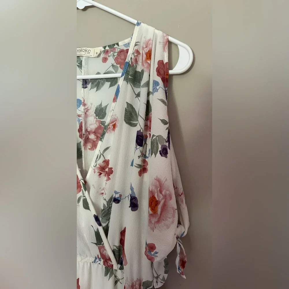 ROKOKO size MEDIUM Floral Maxi Dress with Cold Shoulder